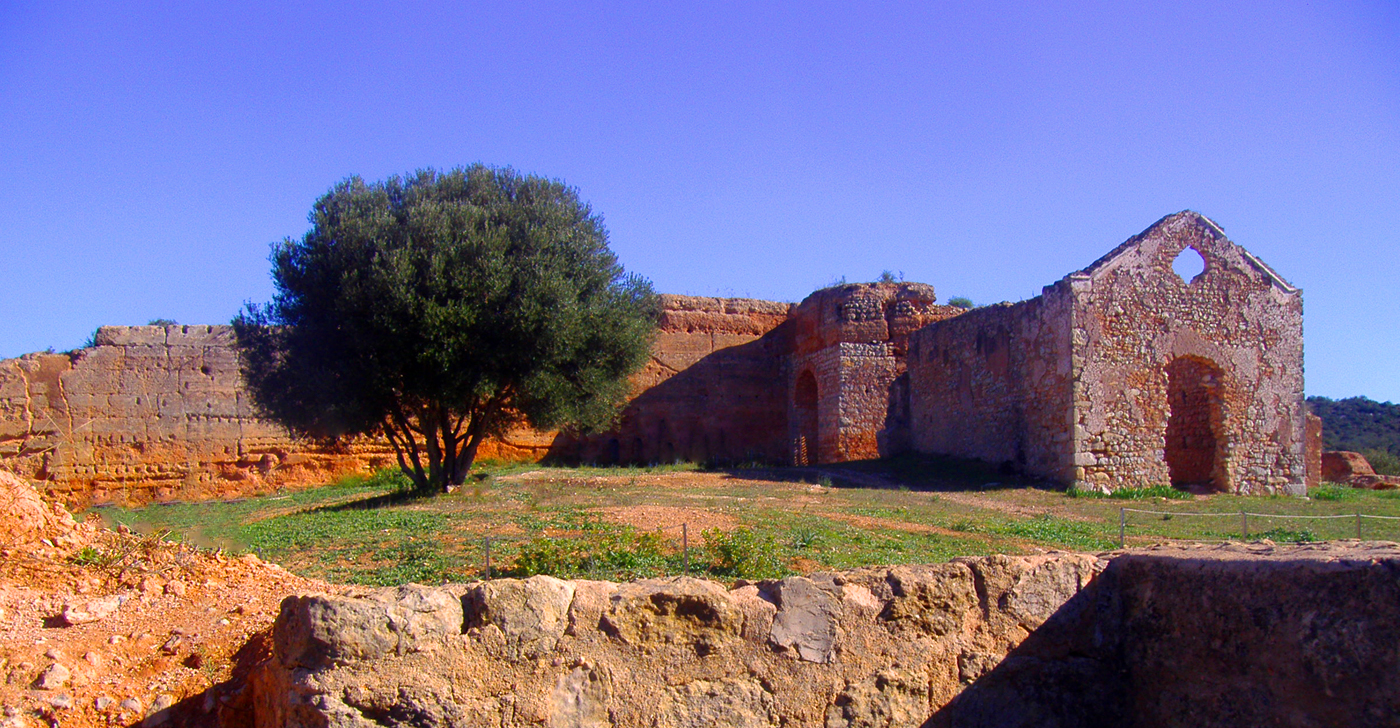 Paderne Castle